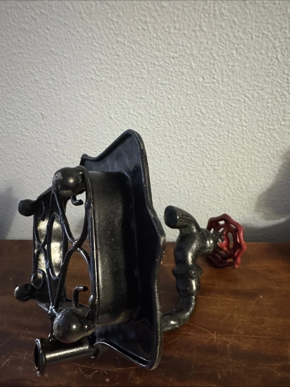 Vintage-Style Cast Iron Faucet Soap Dish Decor Farmhouse Bathroom Kitchen